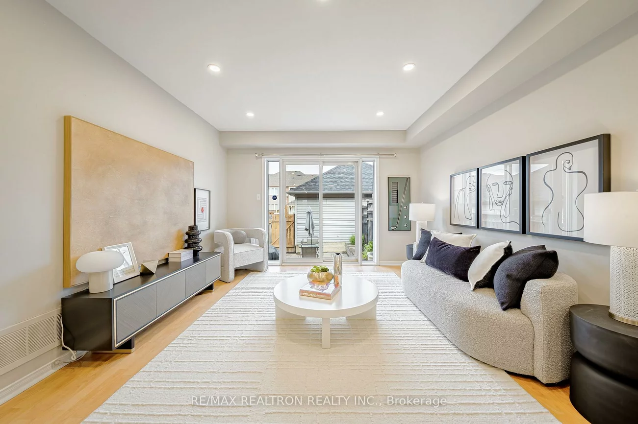 195, Equator, Vellore Village, Vaughan