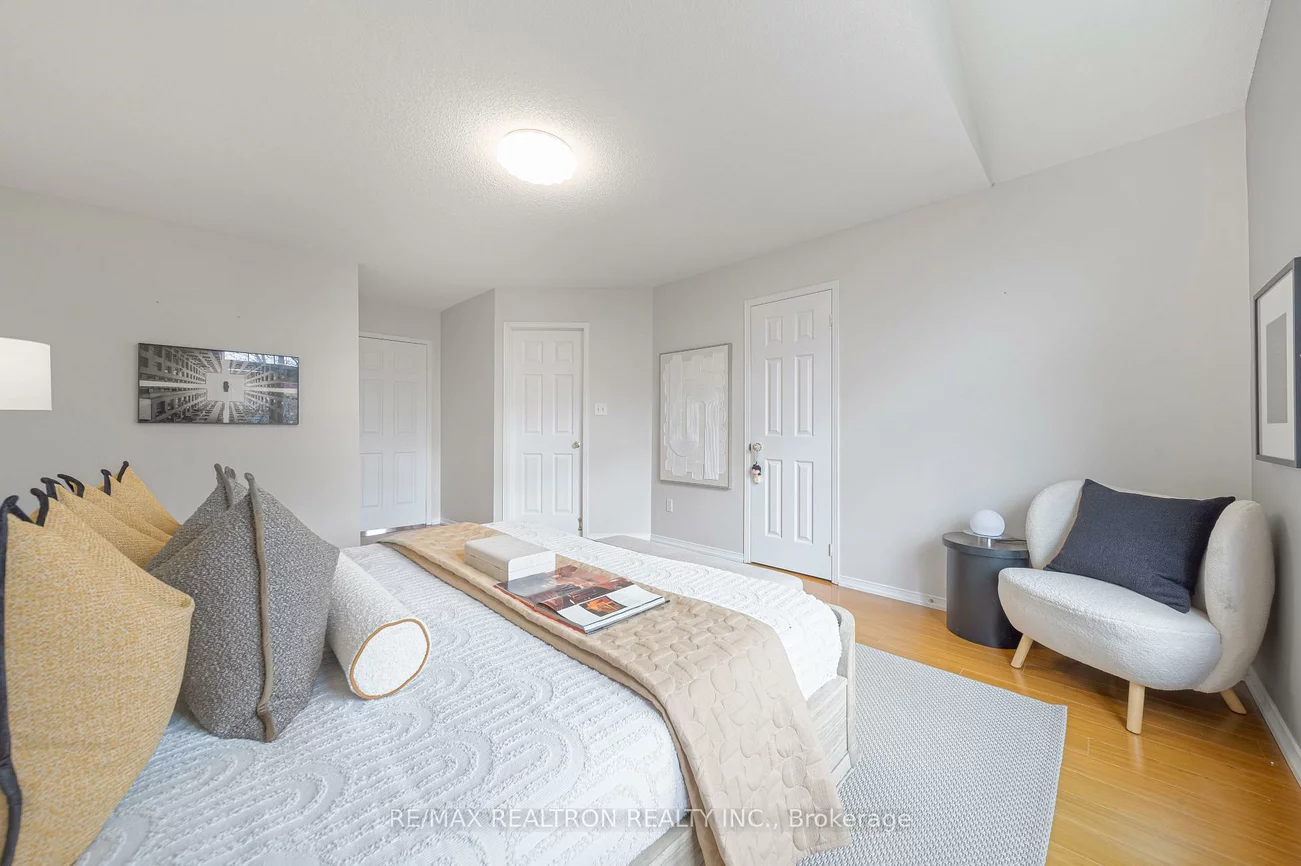 195, Equator, Vellore Village, Vaughan