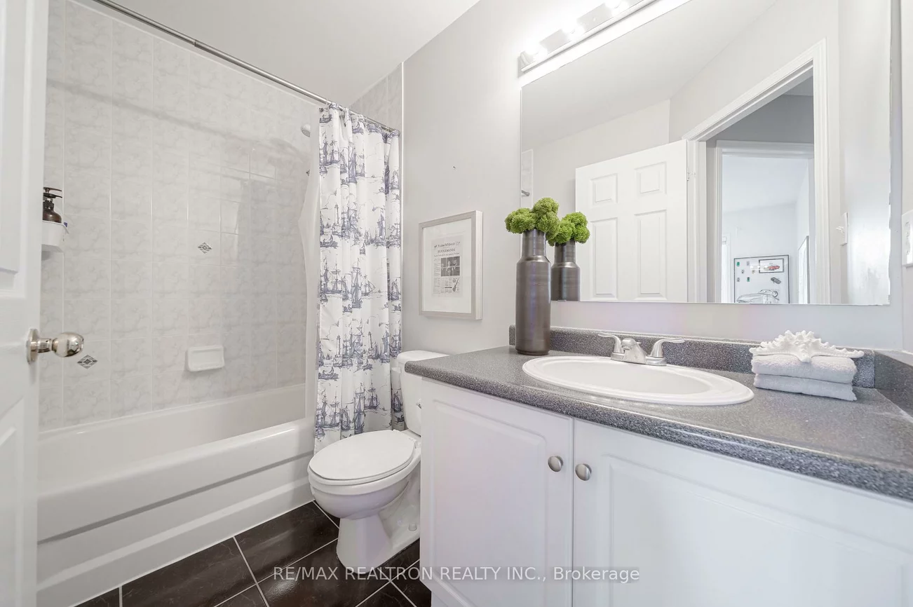 195, Equator, Vellore Village, Vaughan