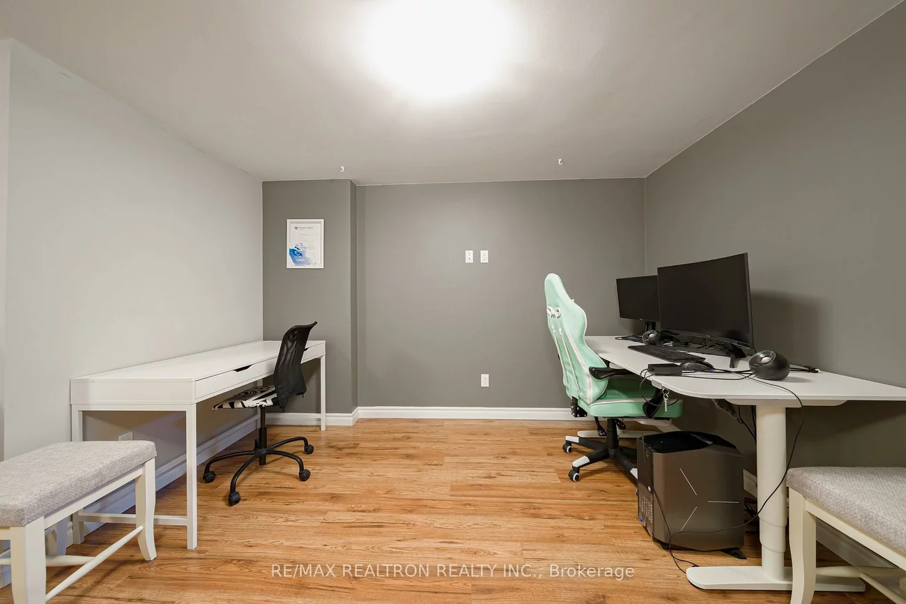 195, Equator, Vellore Village, Vaughan