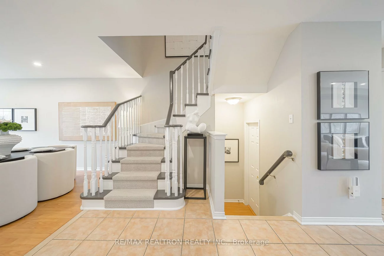 195, Equator, Vellore Village, Vaughan