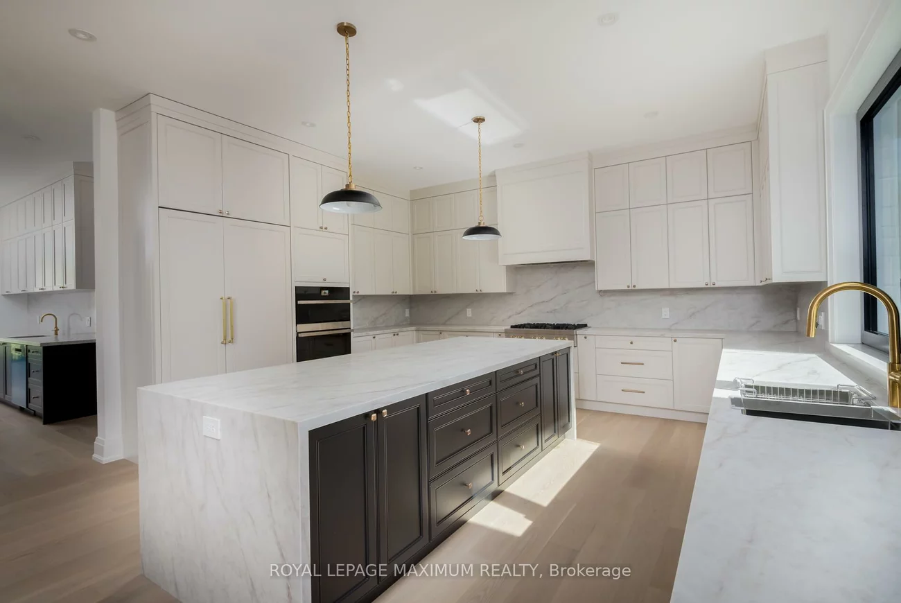 67, Davidson, Islington Woods, Vaughan