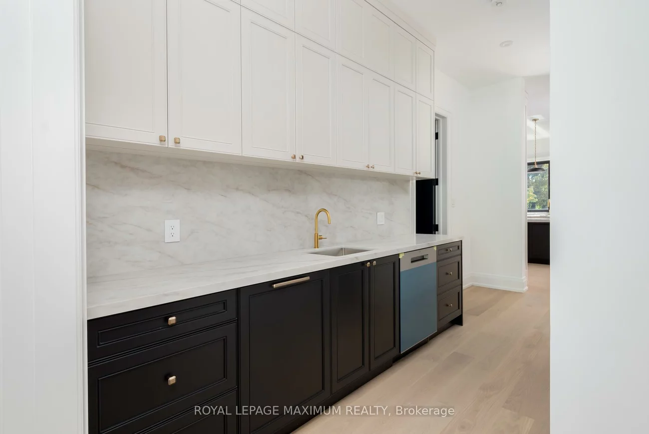 67, Davidson, Islington Woods, Vaughan