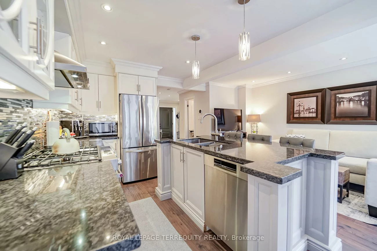 9, Stonebriar, Maple, Vaughan