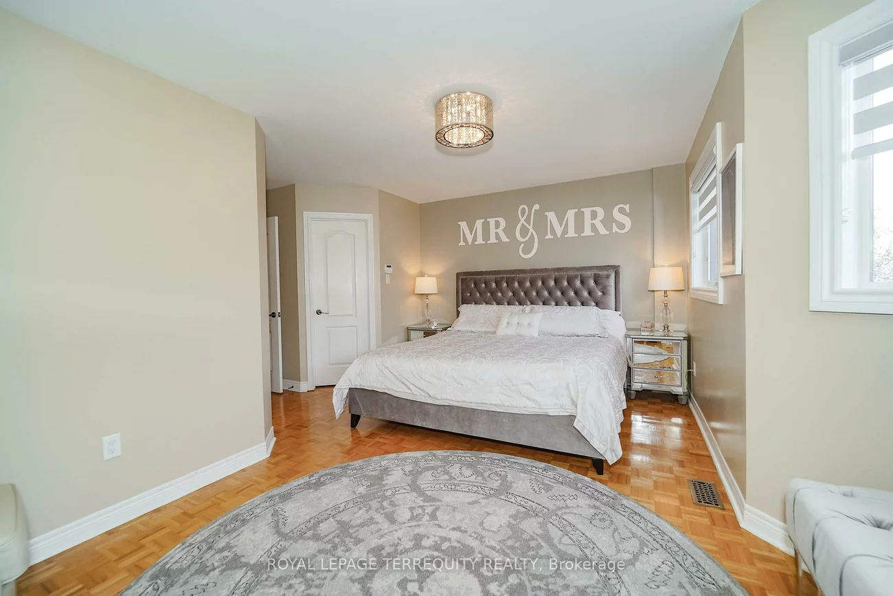 9, Stonebriar, Maple, Vaughan