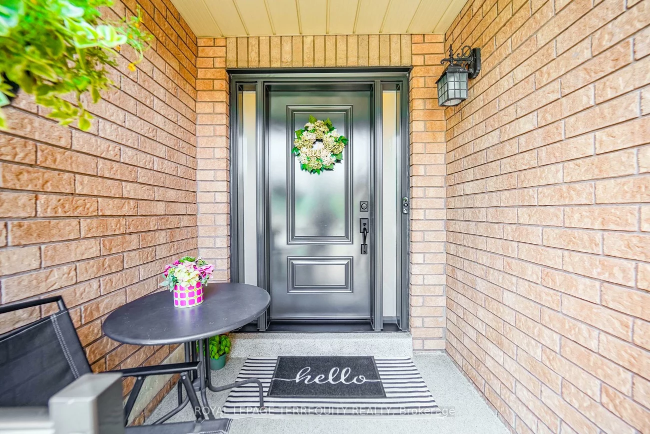 9, Stonebriar, Maple, Vaughan