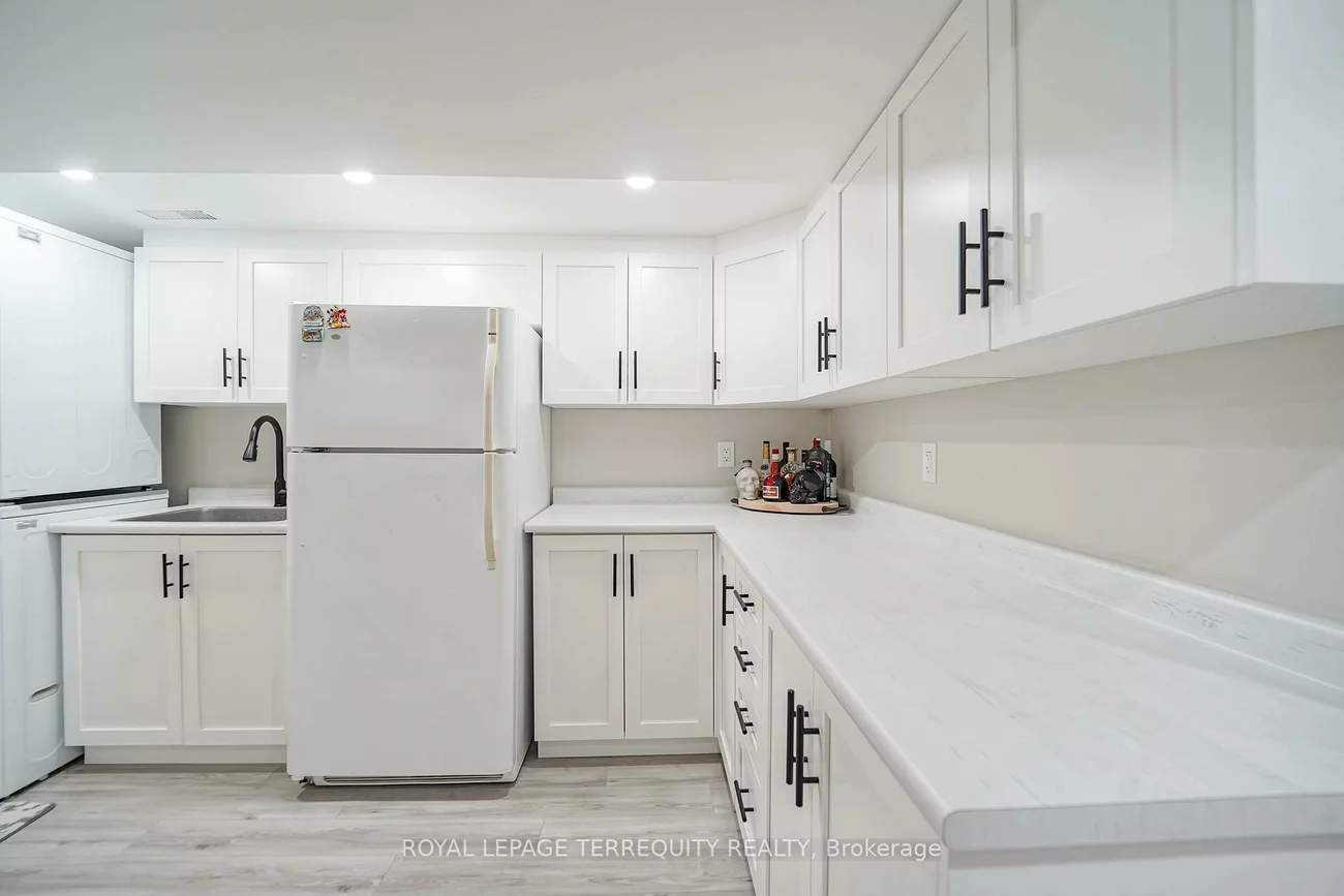 9, Stonebriar, Maple, Vaughan