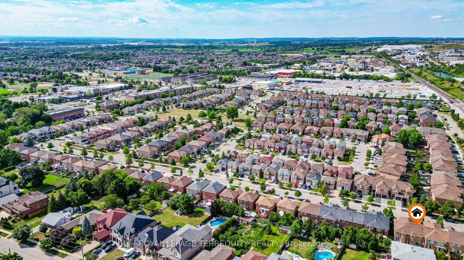 9, Stonebriar, Maple, Vaughan