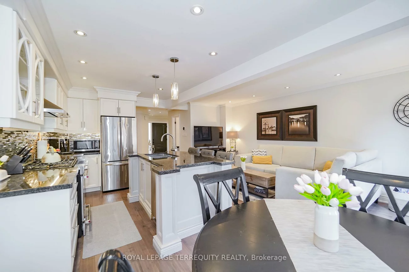 9, Stonebriar, Maple, Vaughan