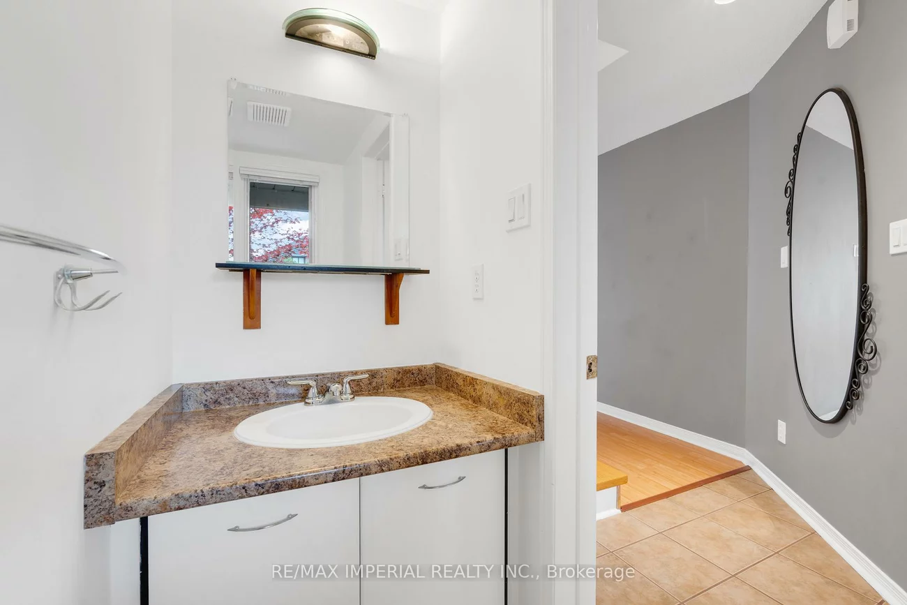 99, Islay, Maple, Vaughan