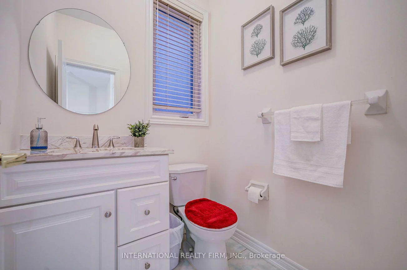 77, Saint James, Vellore Village, Vaughan