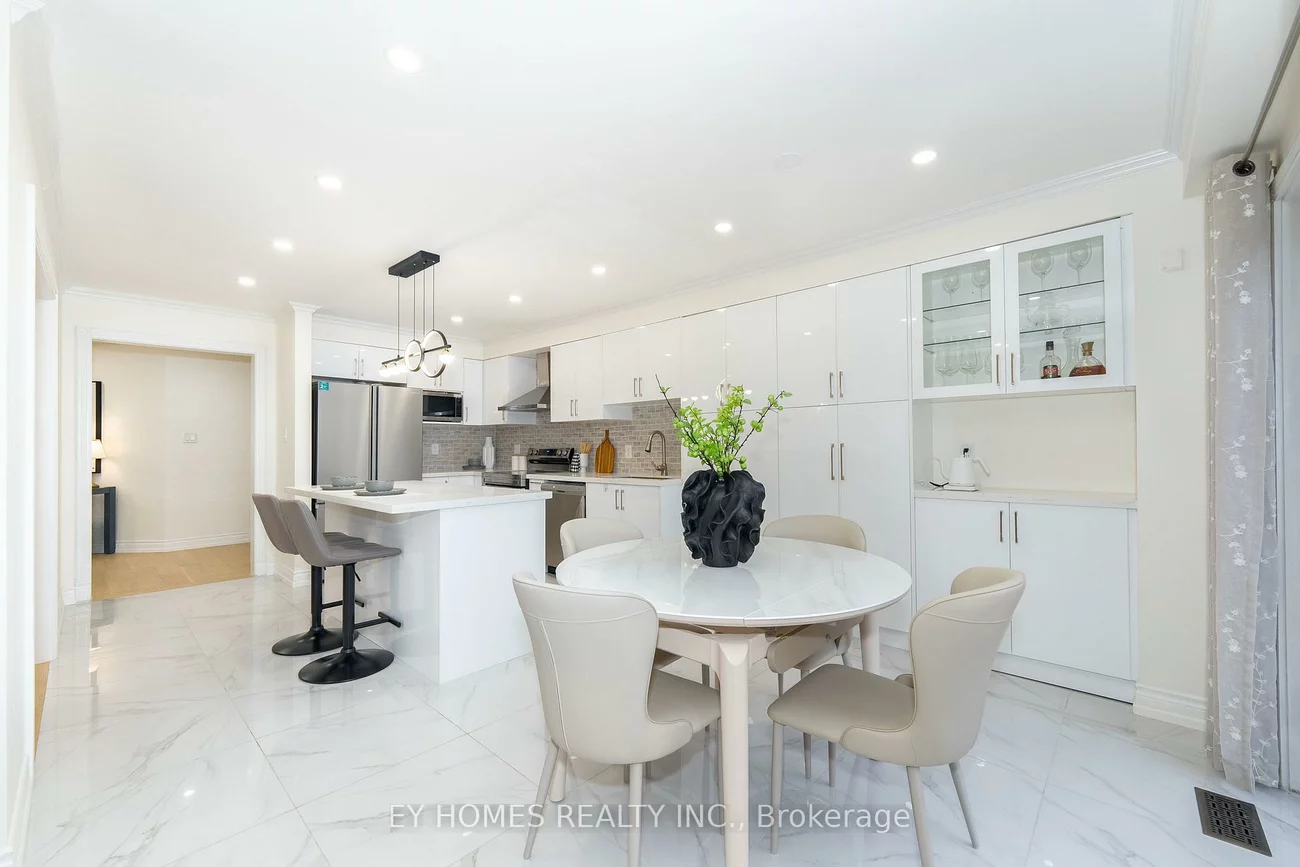 285, St. Joan Of Arc, Maple, Vaughan