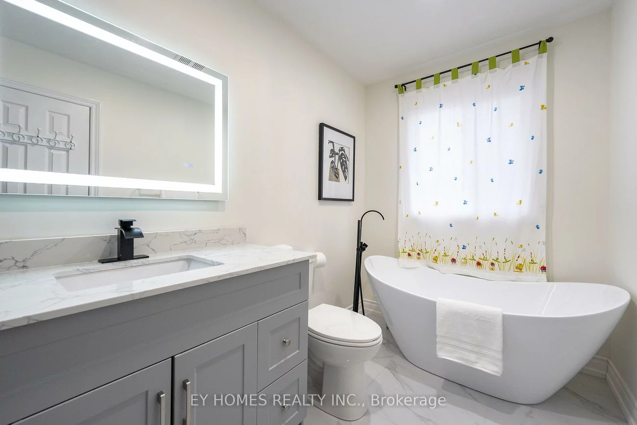 285, St. Joan Of Arc, Maple, Vaughan