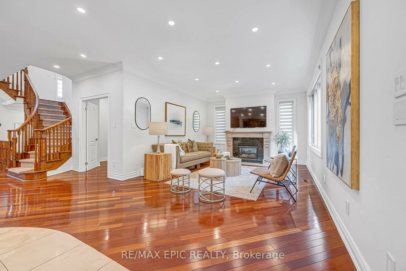 115, Thornhill Woods, Patterson, Vaughan