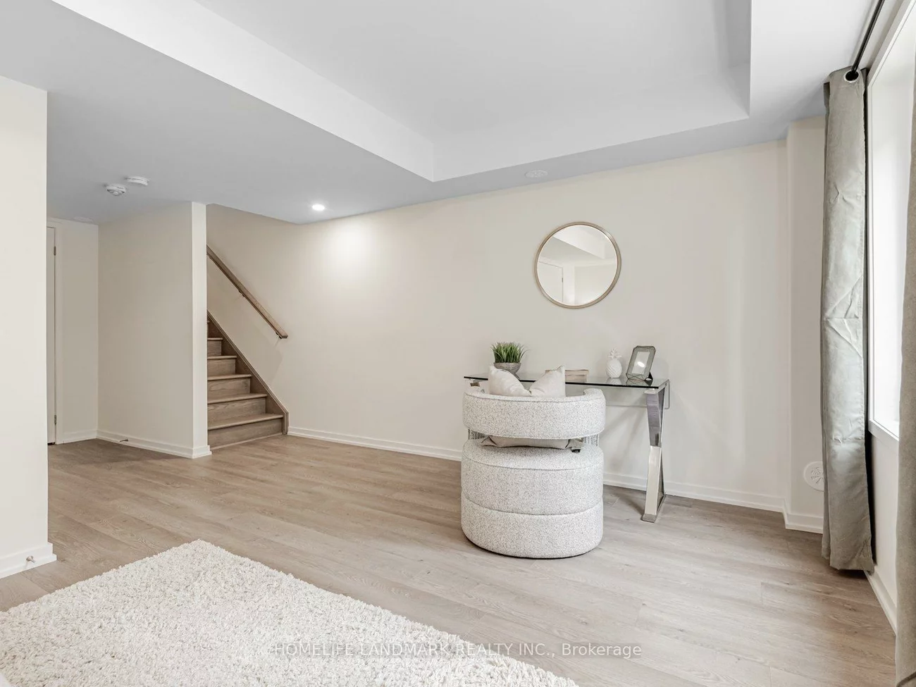 25, Origin, Patterson, Vaughan