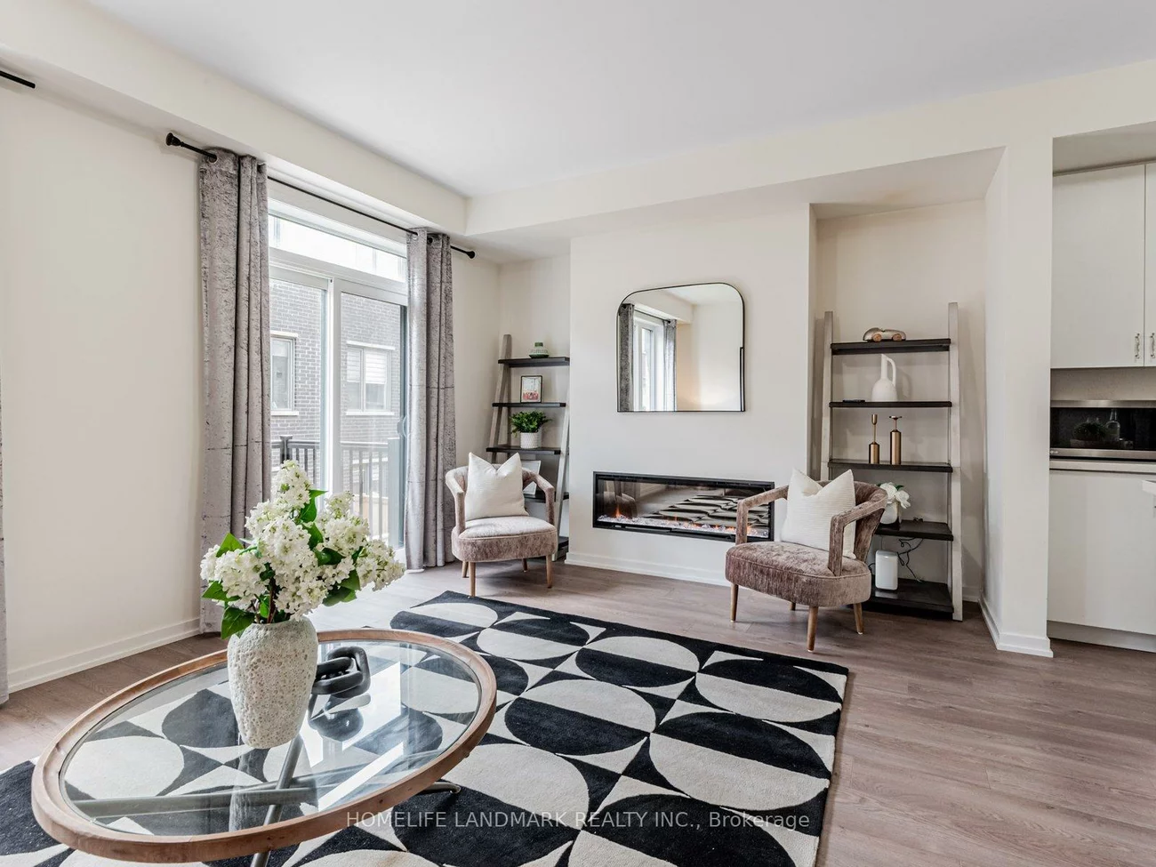 25, Origin, Patterson, Vaughan