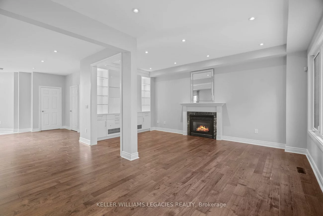 39, Michelle, East Woodbridge, Vaughan