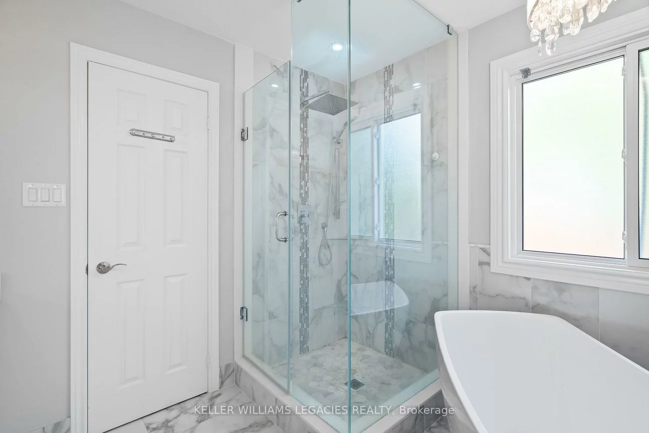 39, Michelle, East Woodbridge, Vaughan