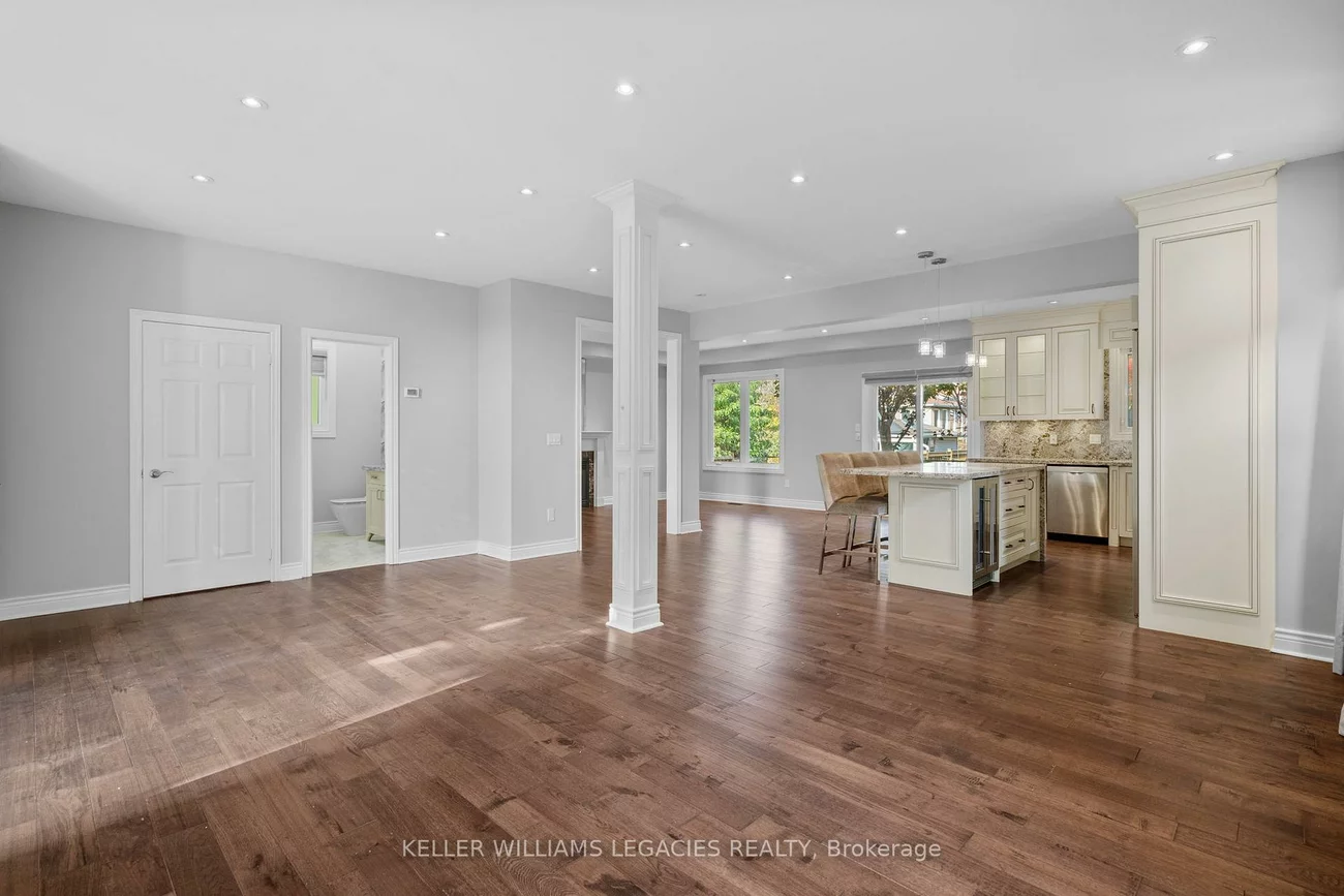 39, Michelle, East Woodbridge, Vaughan