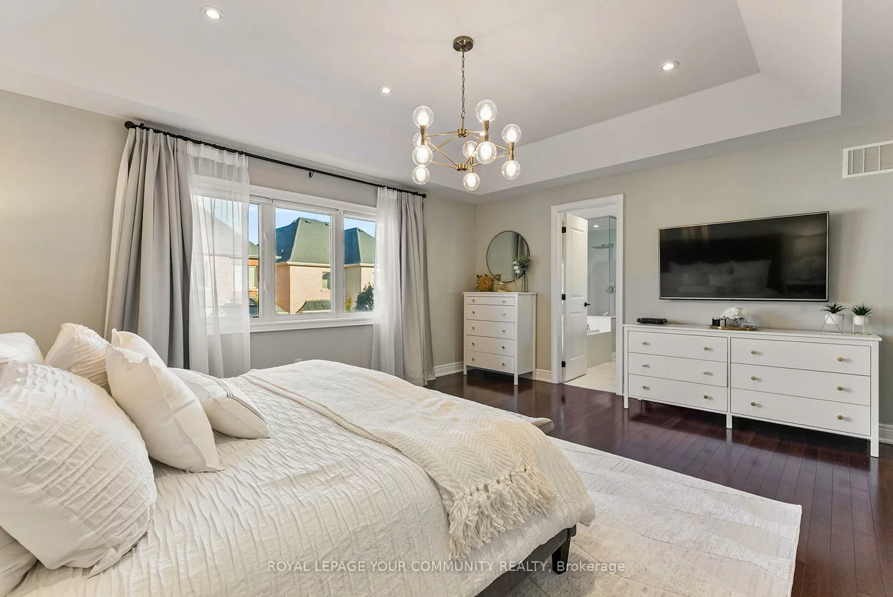 39, Rivoli, Vellore Village, Vaughan