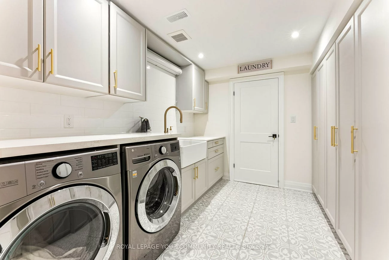 39, Rivoli, Vellore Village, Vaughan