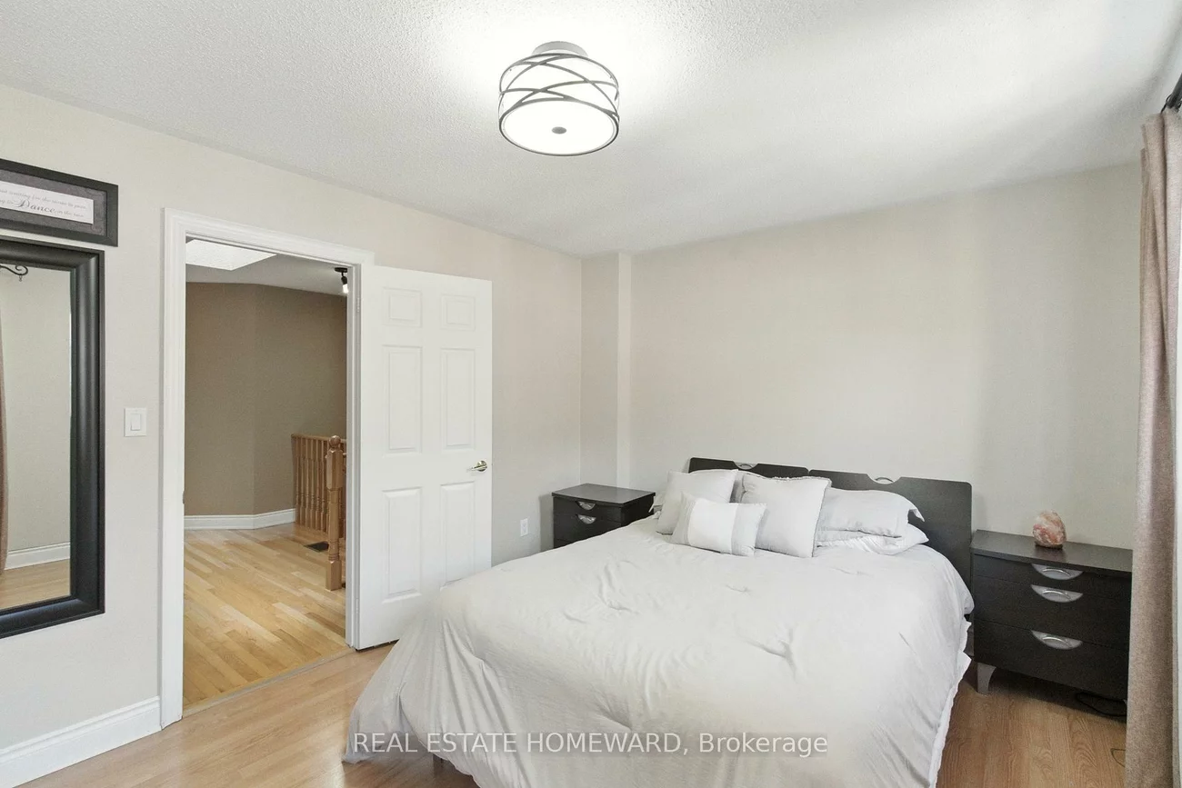 4, Isaac Devins, East Woodbridge, Vaughan