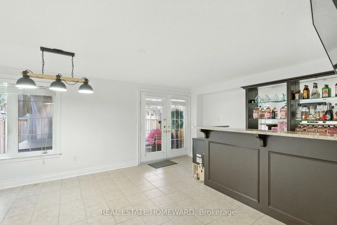 4, Isaac Devins, East Woodbridge, Vaughan