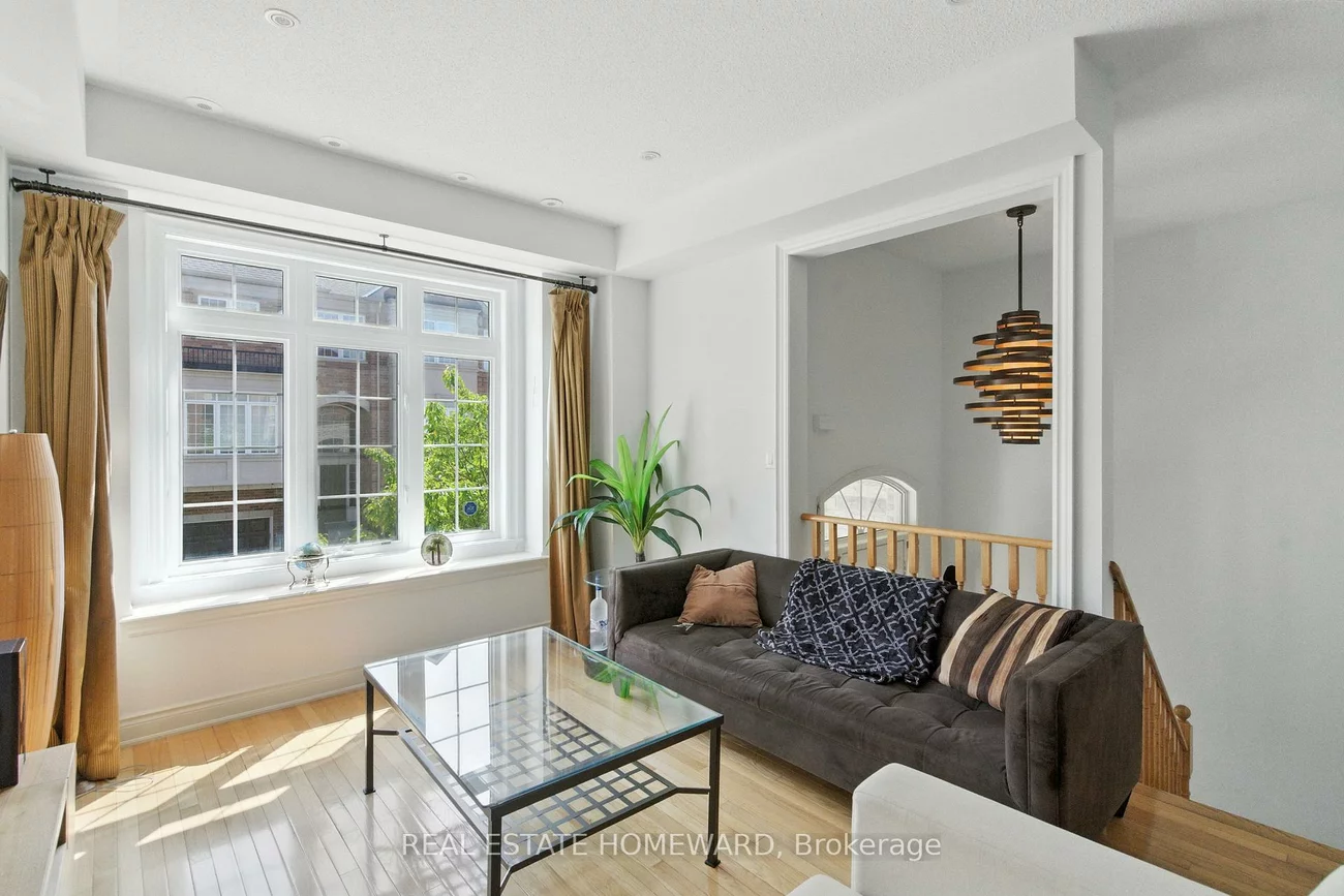 4, Isaac Devins, East Woodbridge, Vaughan