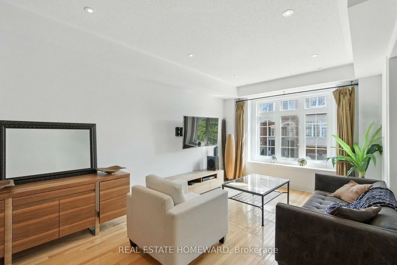 4, Isaac Devins, East Woodbridge, Vaughan