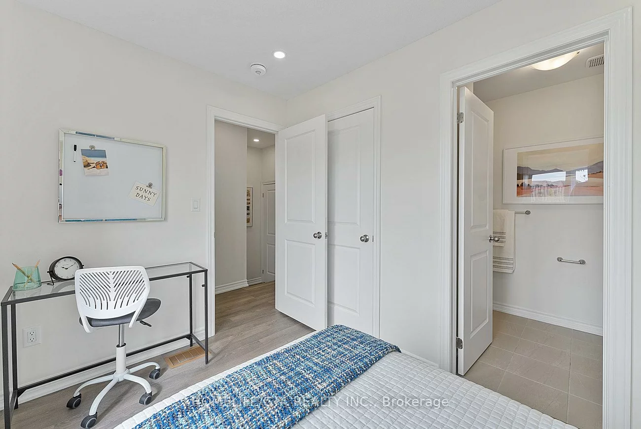 7, Holyrood, Kleinburg, Vaughan