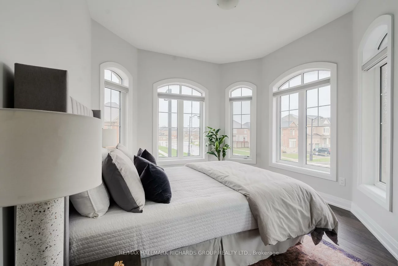 2, Boone, Kleinburg, Vaughan