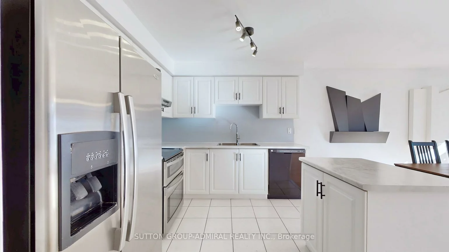 111, Kelso, Maple, Vaughan