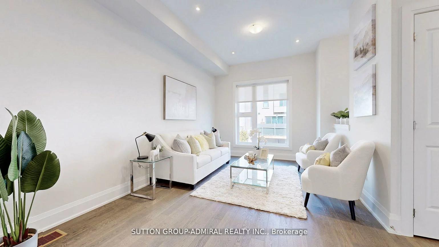 247, Smallwood, Brownridge, Vaughan