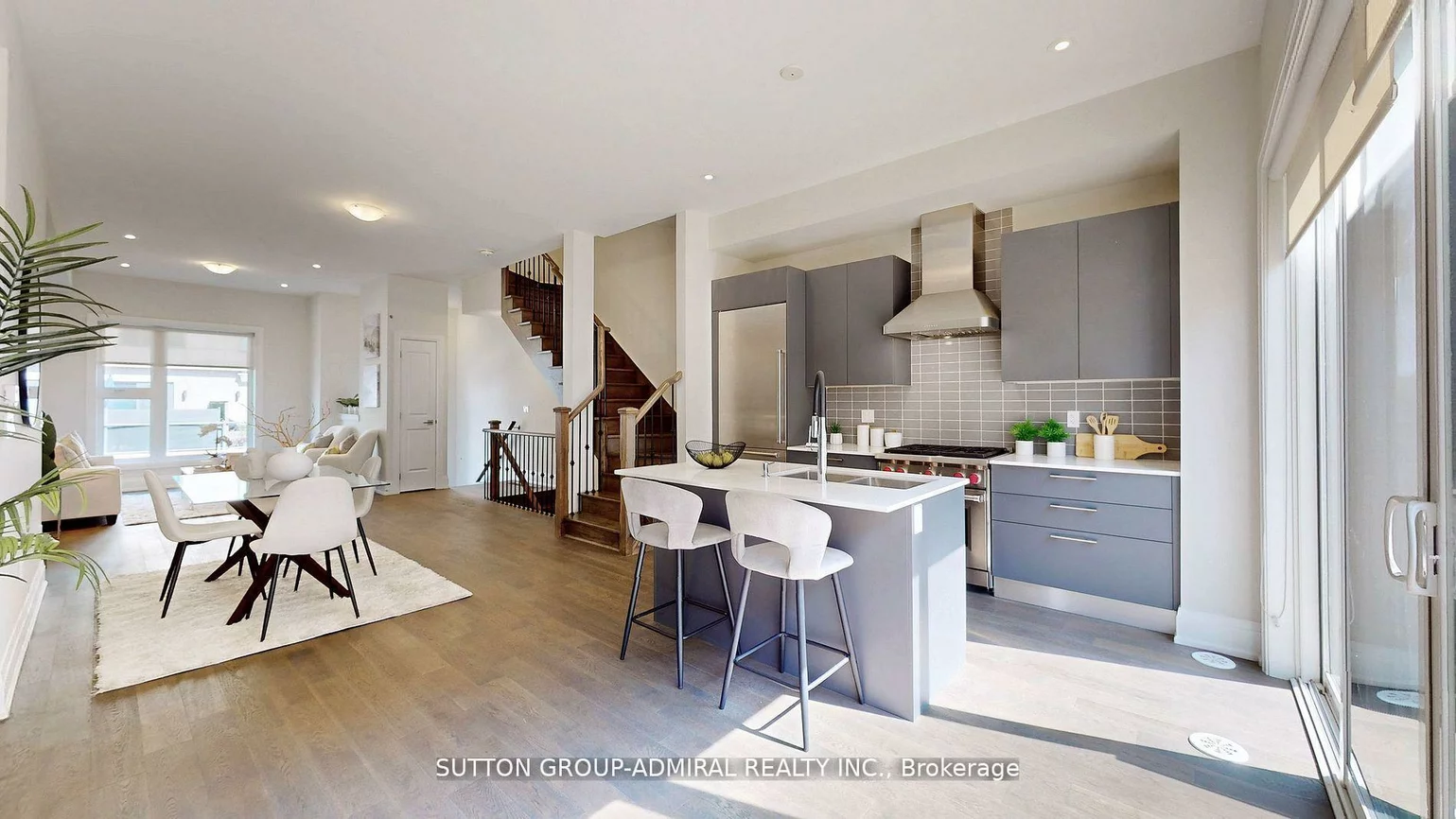 247, Smallwood, Brownridge, Vaughan