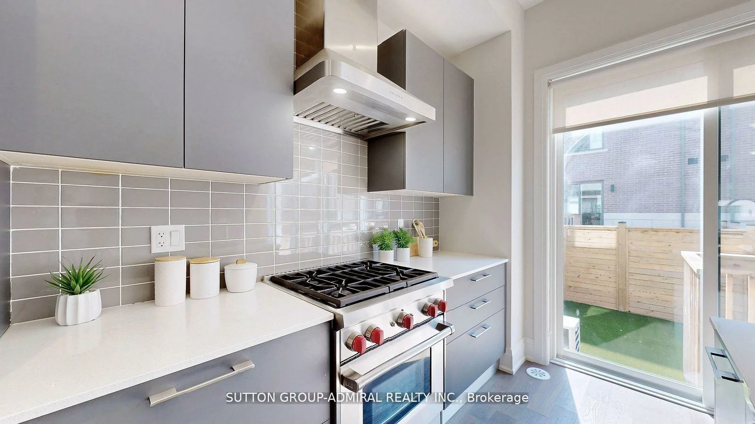 247, Smallwood, Brownridge, Vaughan