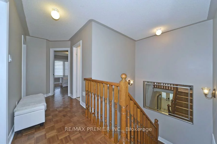 48, Pottery, East Woodbridge, Vaughan