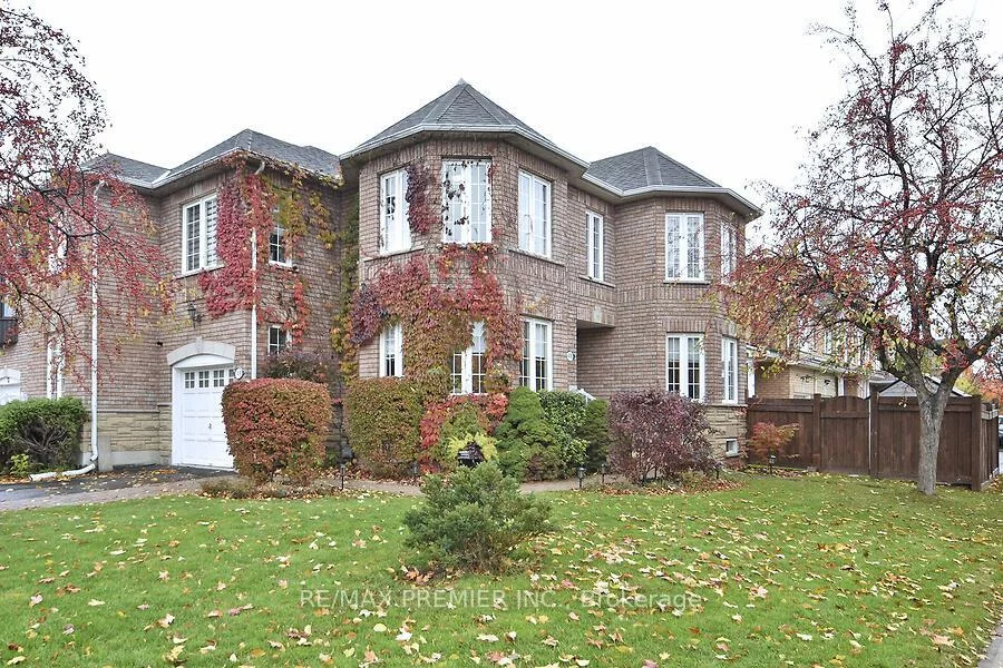 48, Pottery, East Woodbridge, Vaughan