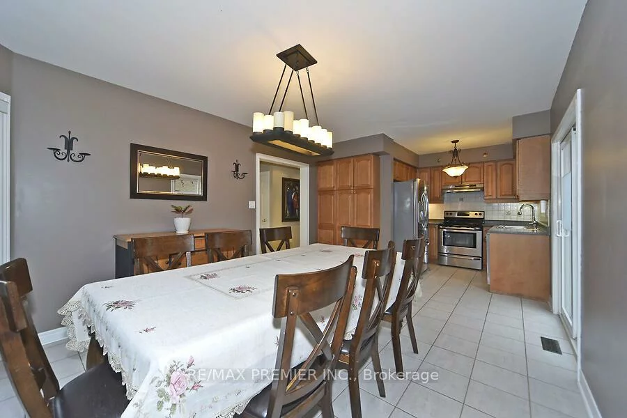 48, Pottery, East Woodbridge, Vaughan
