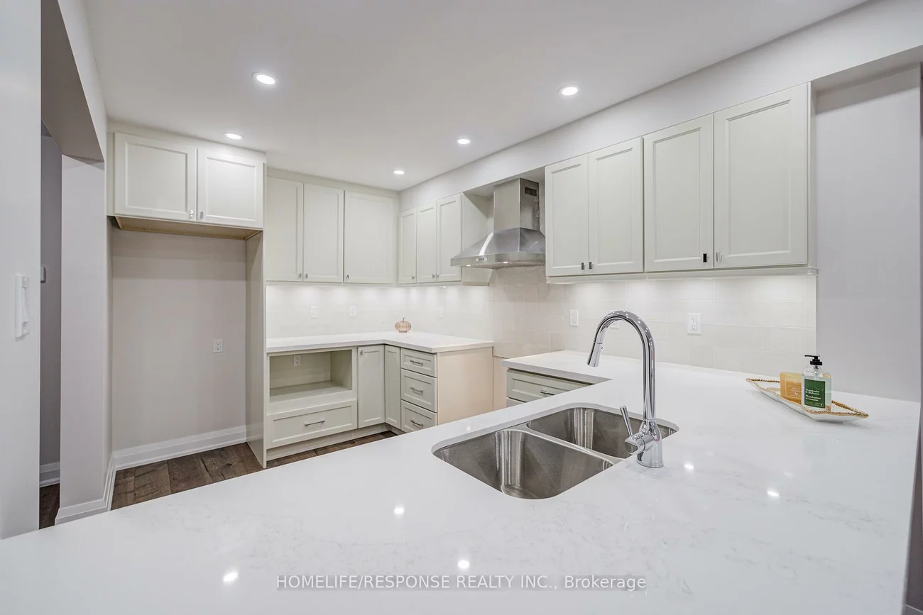 49, Kale, Maple, Vaughan