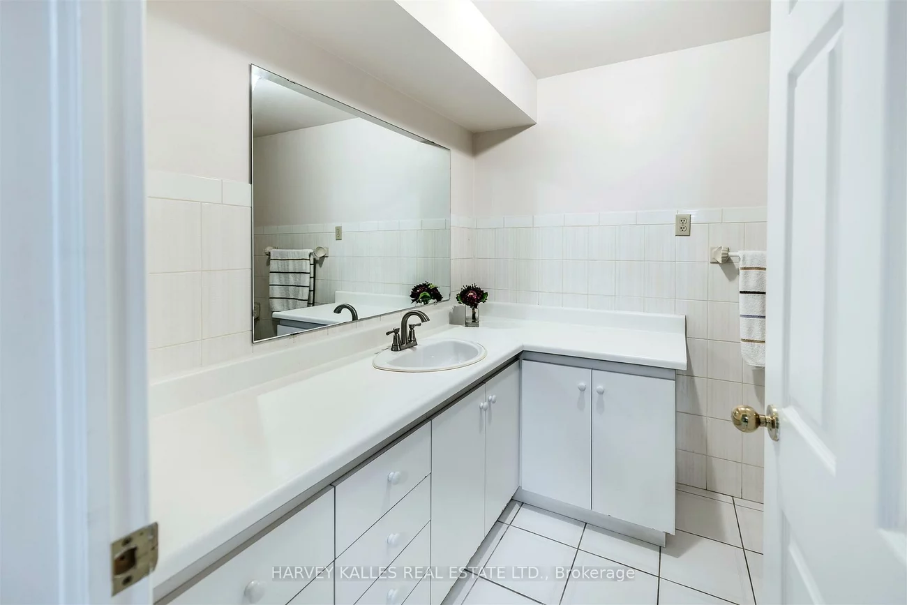 113, Cabaletta, West Woodbridge, Vaughan