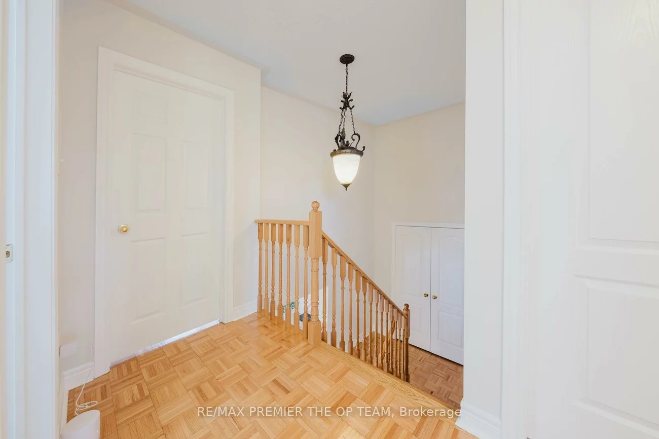 18, Cormorant, Vellore Village, Vaughan