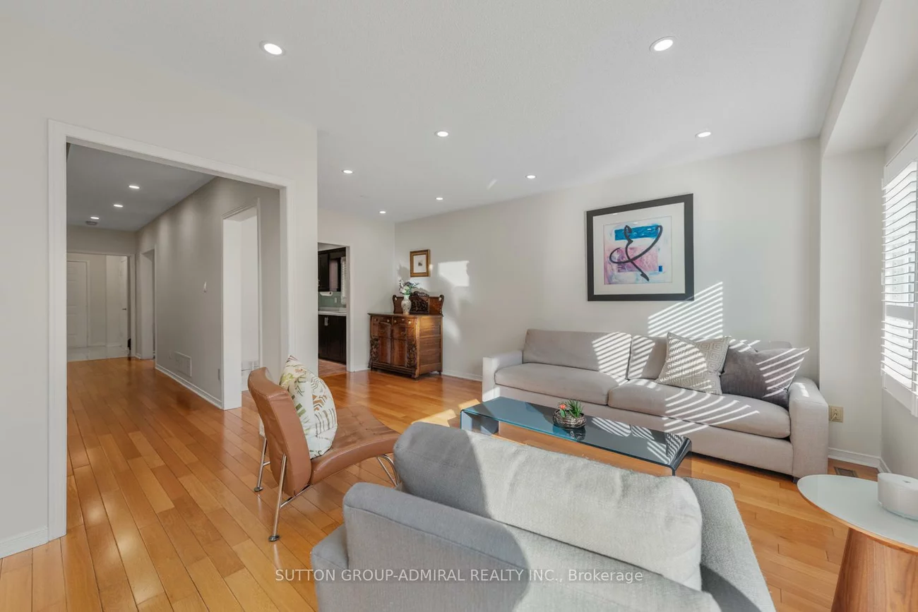 125, Thornway, Brownridge, Vaughan