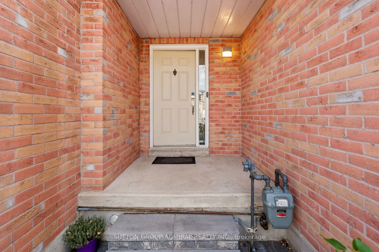 125, Thornway, Brownridge, Vaughan