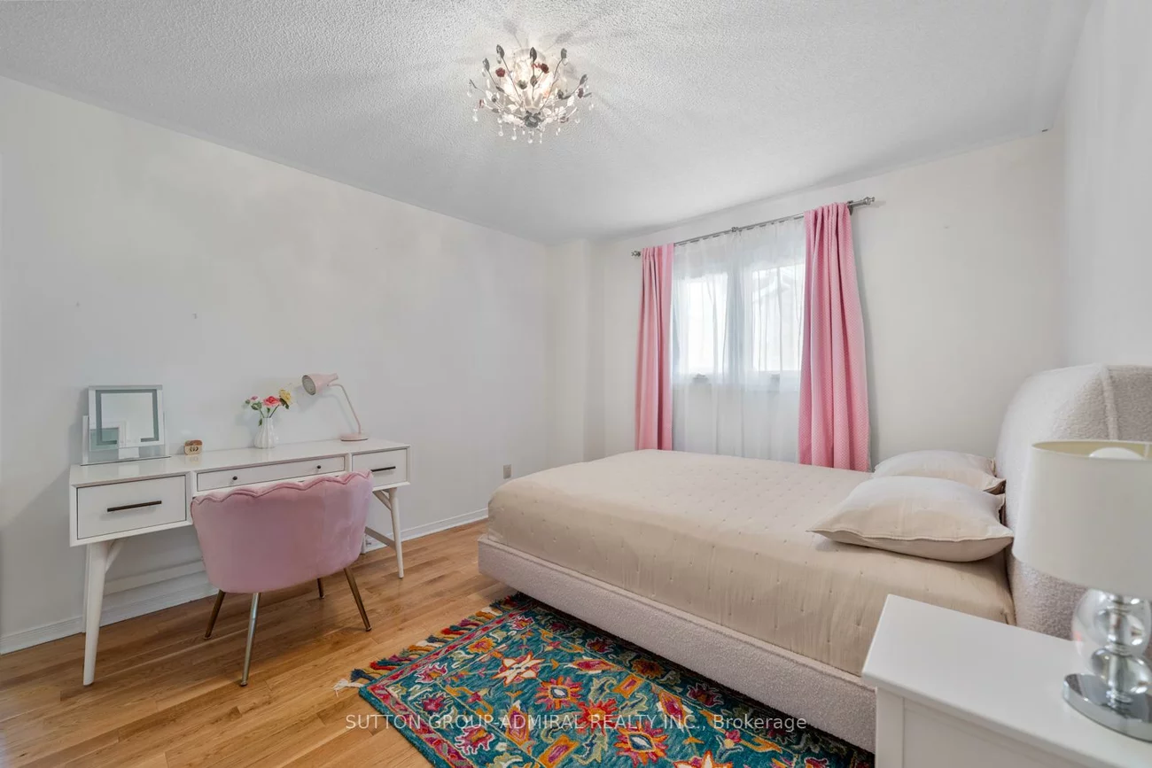 125, Thornway, Brownridge, Vaughan