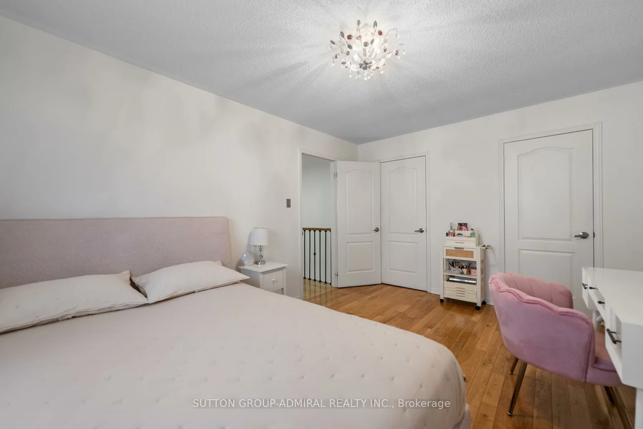 125, Thornway, Brownridge, Vaughan