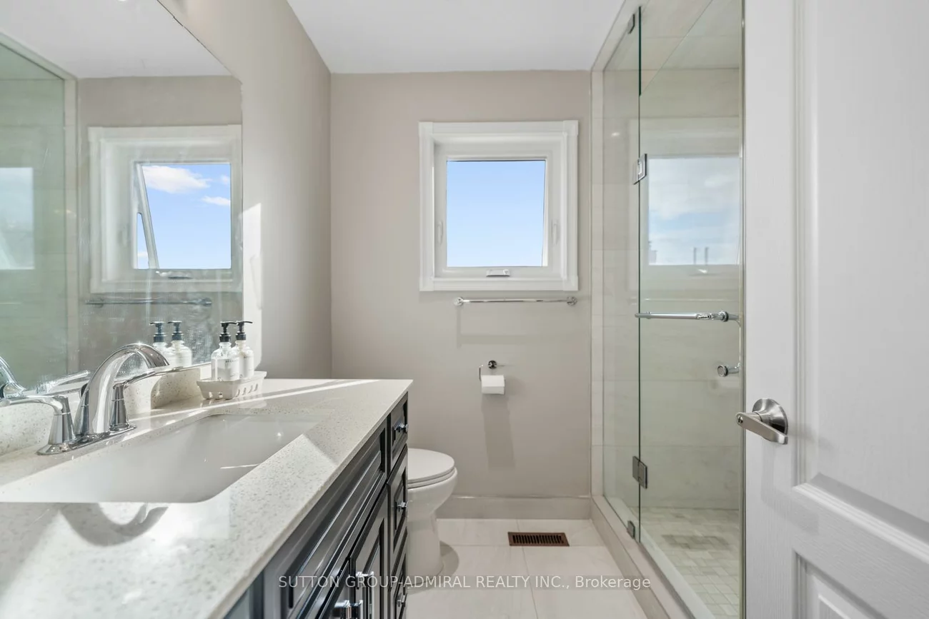 125, Thornway, Brownridge, Vaughan