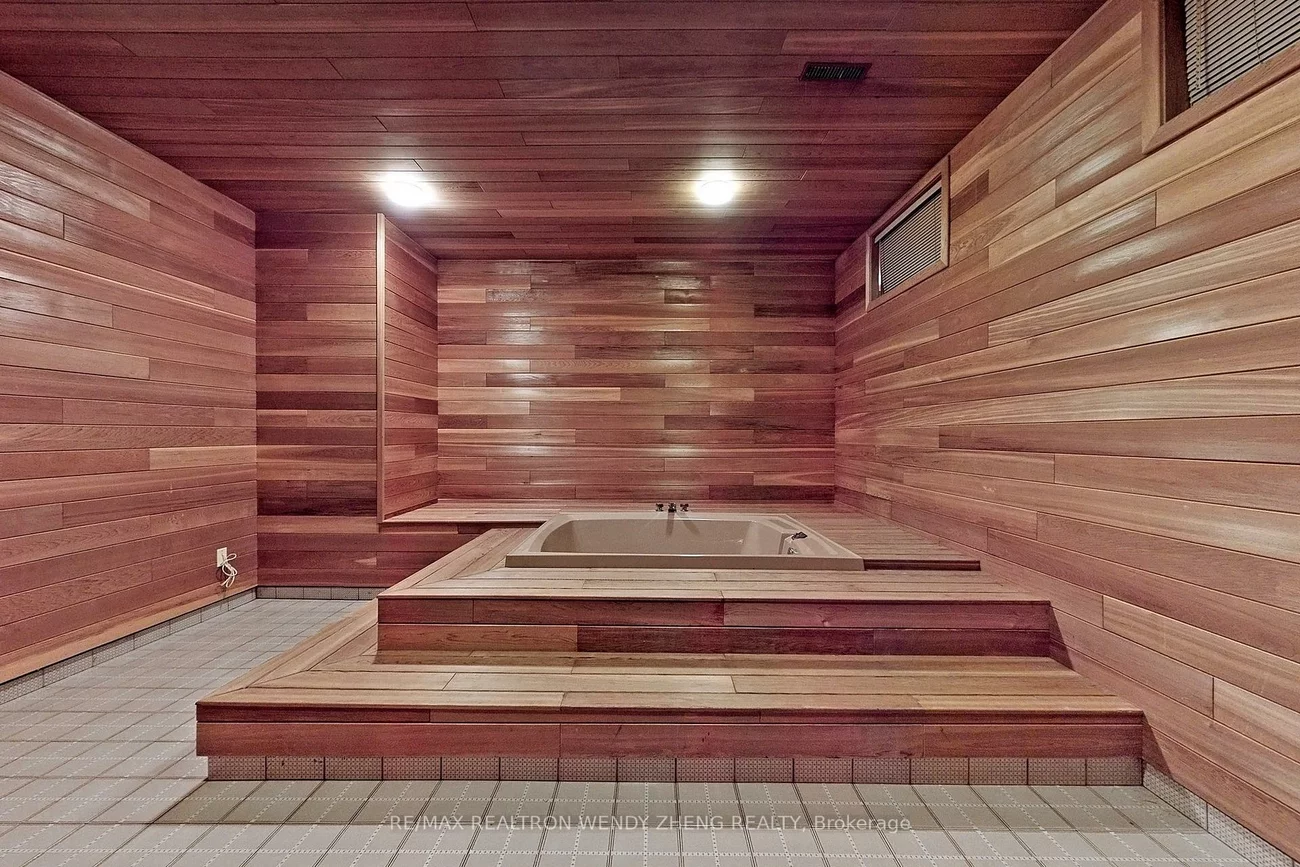 305, Woodland Acres, Rural Vaughan, Vaughan