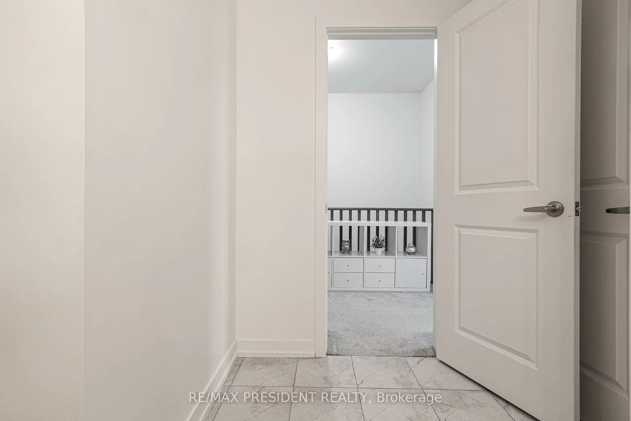 41, Hearne, Vaughan Grove, Vaughan