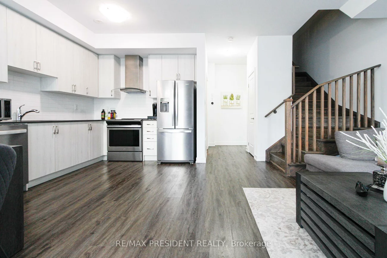 41, Hearne, Vaughan Grove, Vaughan