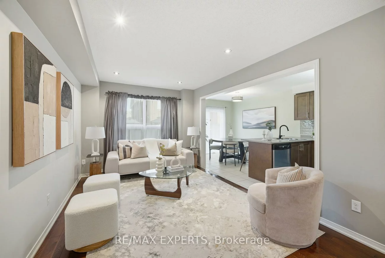 39, Manordale, Vellore Village, Vaughan